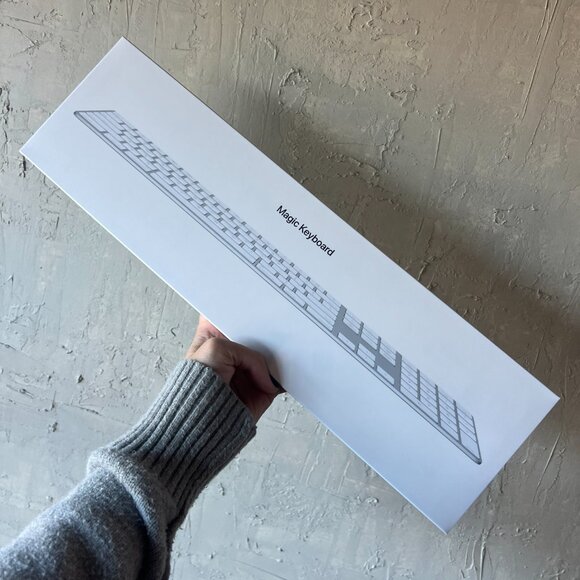 Apple Magic Keyboard - BRAND NEW - Picture 5 of 11